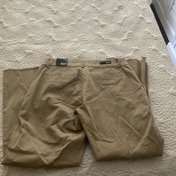 KUT from the Kloth Stella Kick Flare Trousers Mid-rise capris - Picture 9 of 10